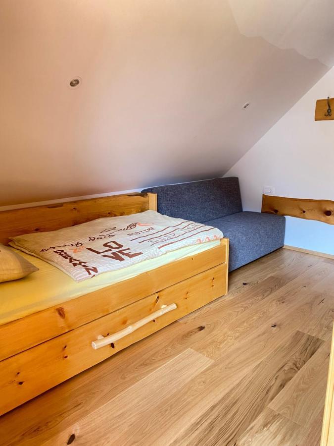 Apartma In Bungalov Jezerci Gozd Martuljek Εξωτερικό φωτογραφία