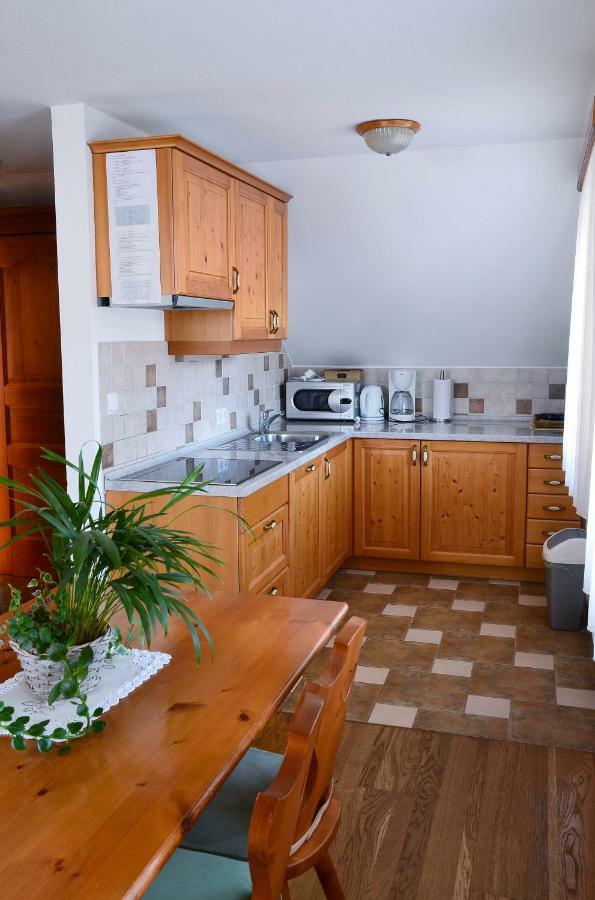 Apartma In Bungalov Jezerci Gozd Martuljek Εξωτερικό φωτογραφία